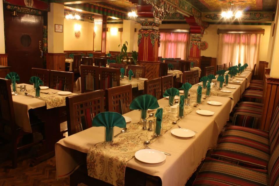 Hotel Tibet Gangtok Exteriör bild