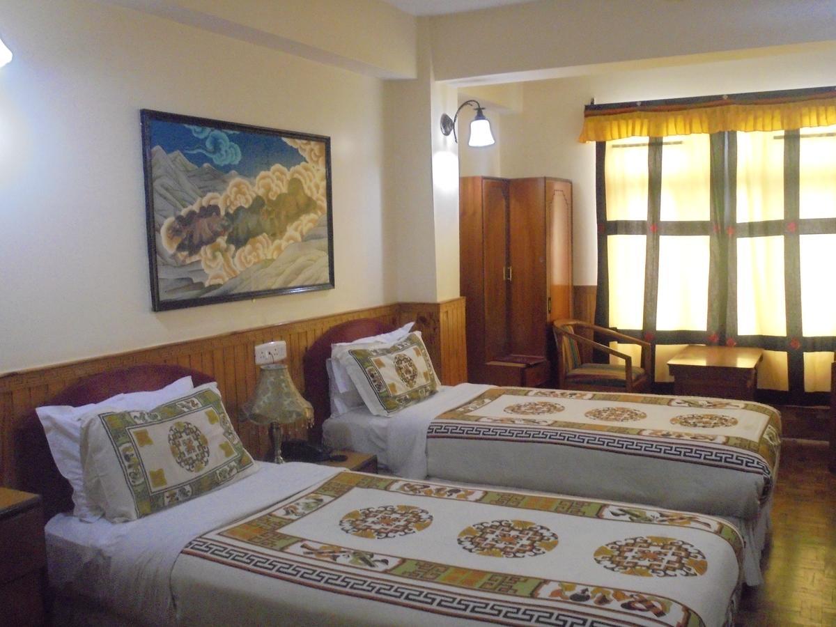 Hotel Tibet Gangtok Exteriör bild