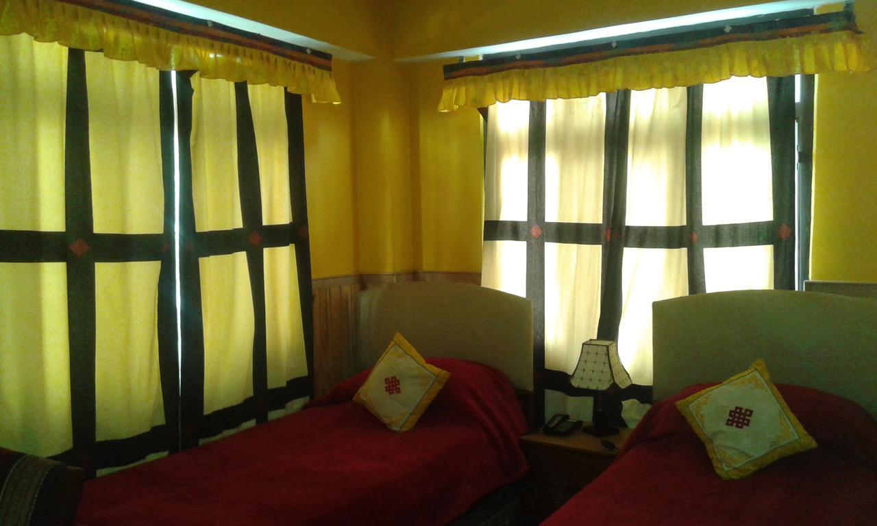 Hotel Tibet Gangtok Exteriör bild